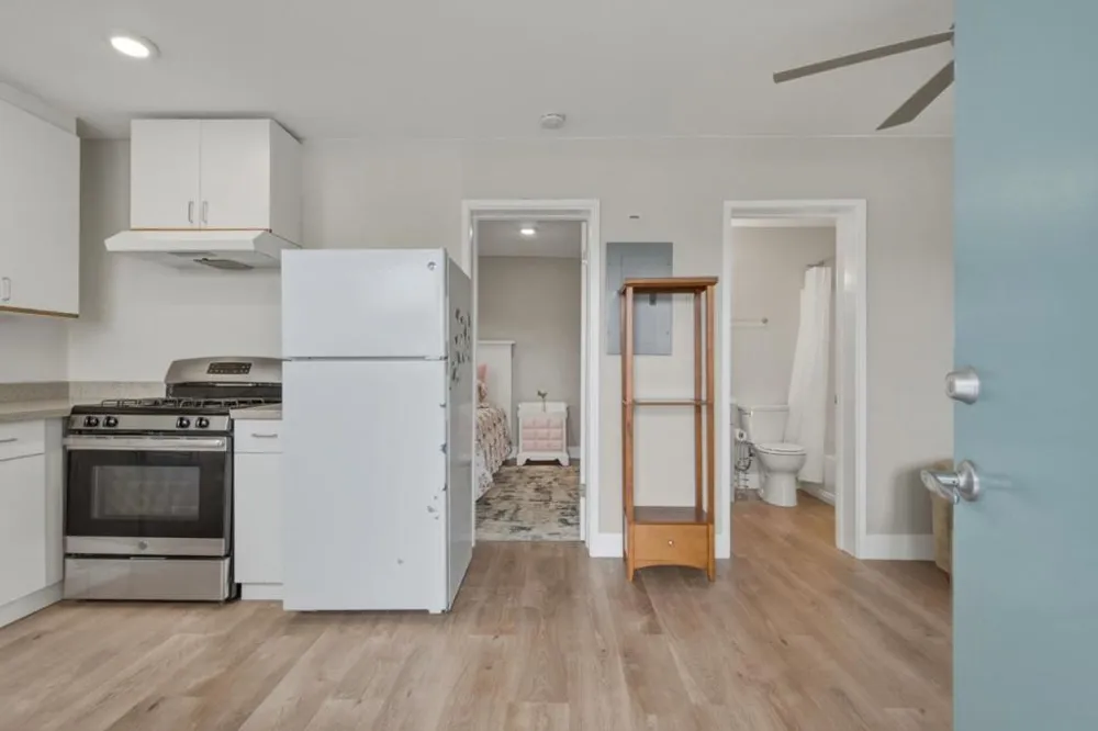 862 4th Street Hollister, CA 95023