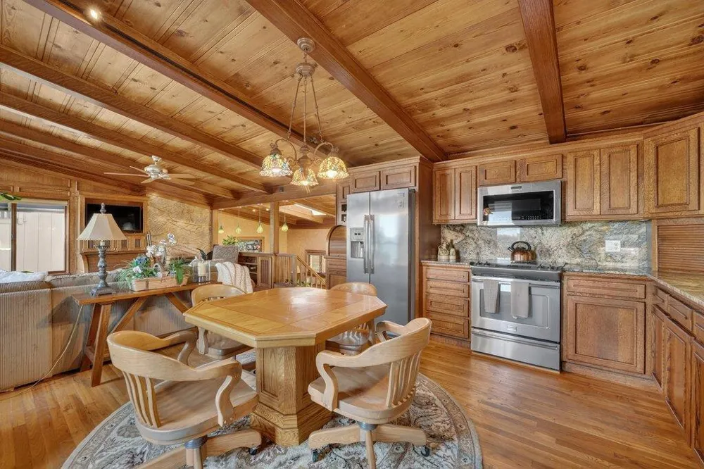 52 Sunset Drive Watsonville, CA 95076