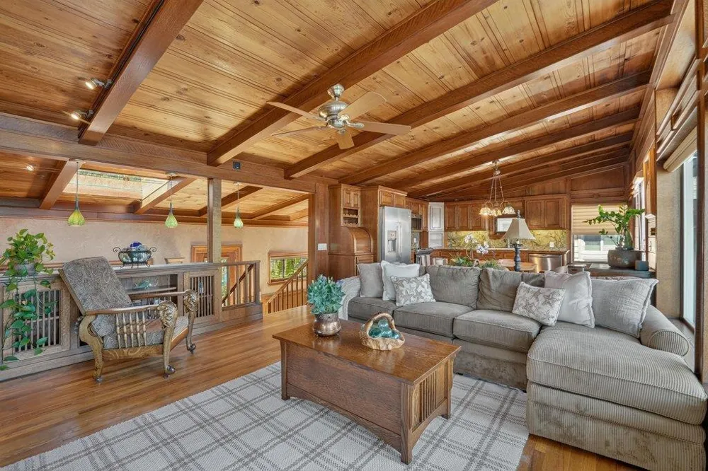 52 Sunset Drive Watsonville, CA 95076