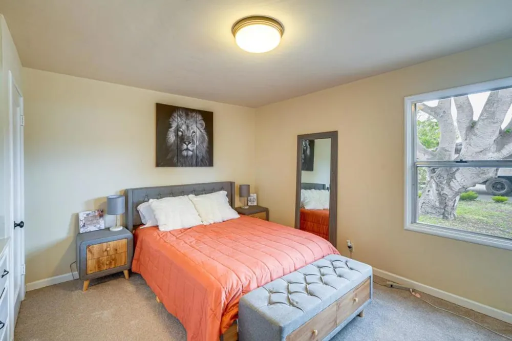 950 Portola Del Rey Oaks, CA 93940