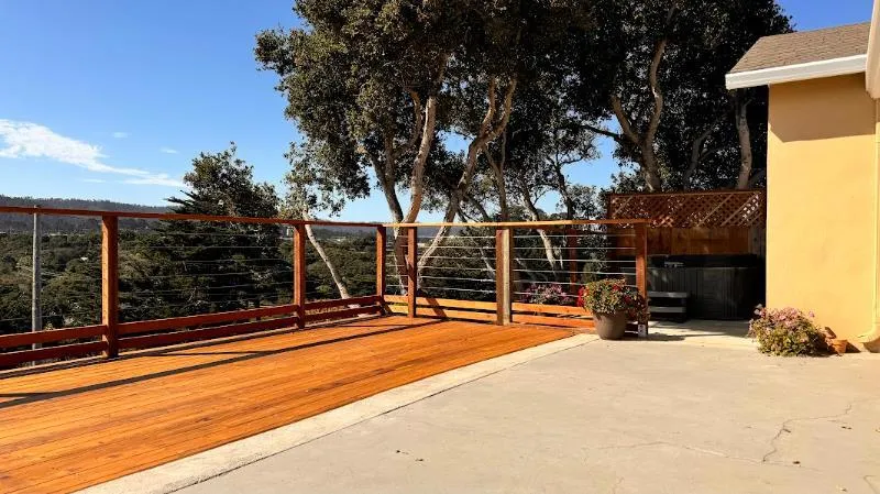 950 Portola Del Rey Oaks, CA 93940
