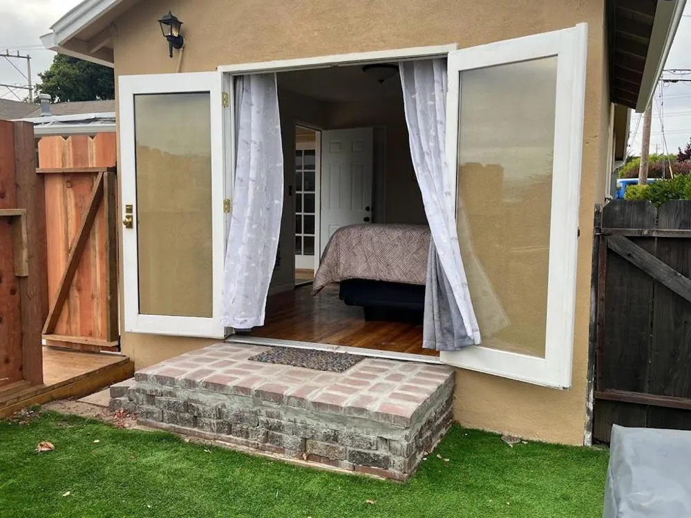 950 Portola Del Rey Oaks, CA 93940