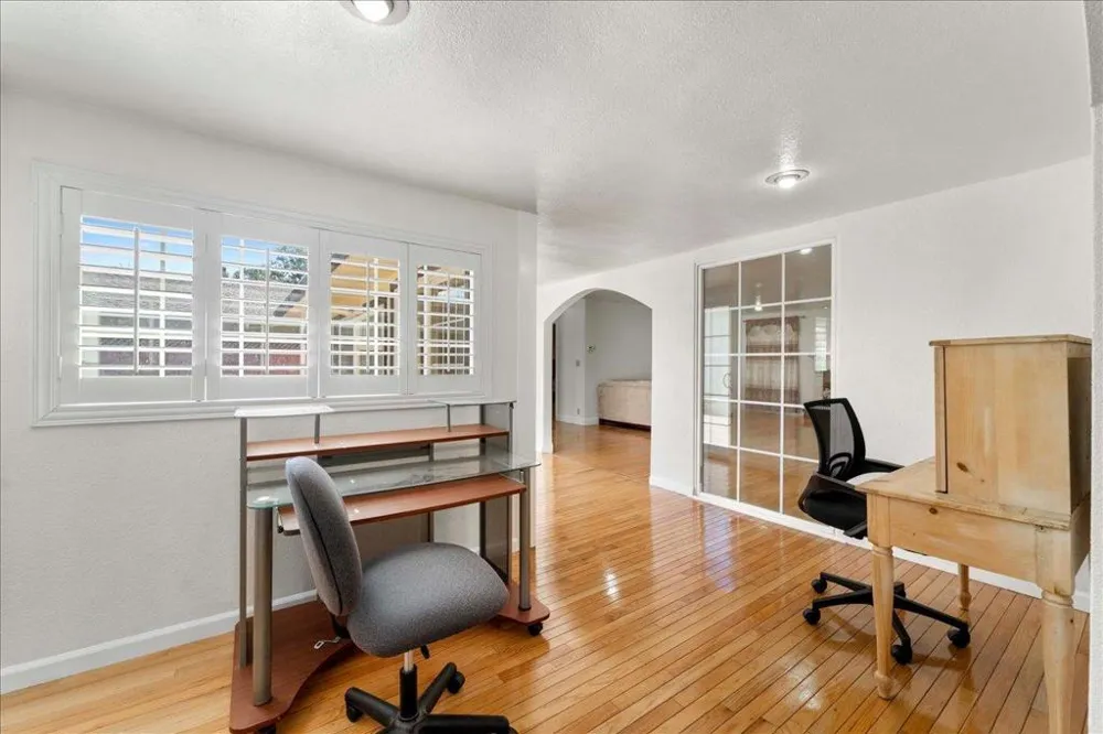 2099 Emory Street San Jose, CA 95128