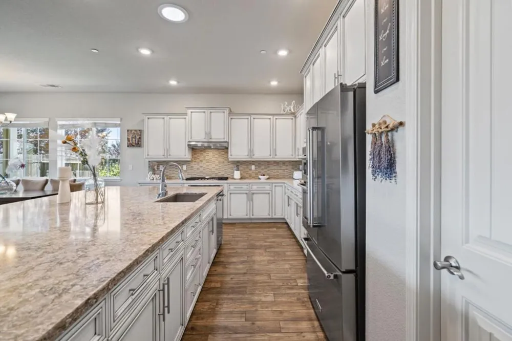 806 Fairywren Court Lincoln, CA 95648