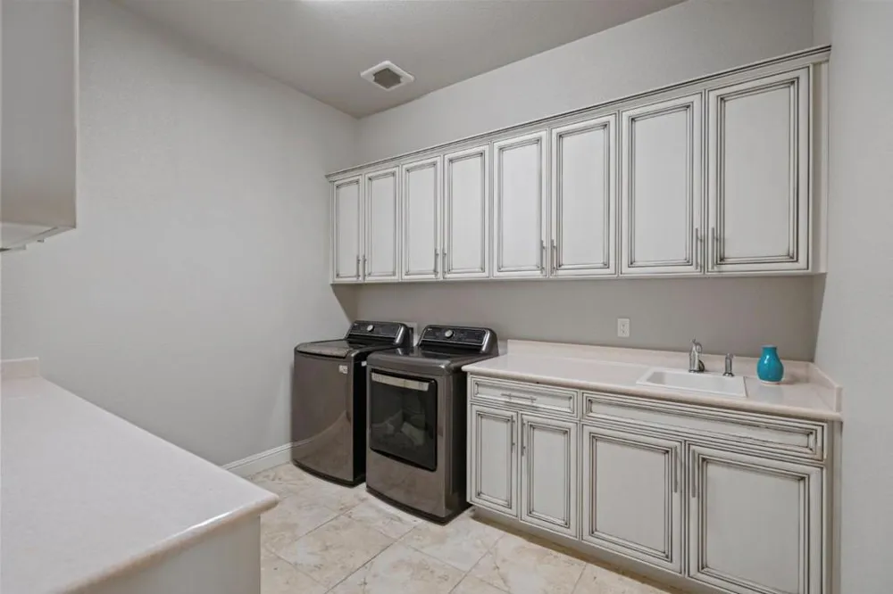 806 Fairywren Court Lincoln, CA 95648