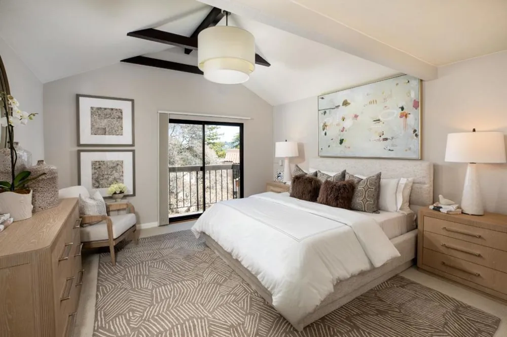 2379 Lyall Way Belmont, CA 94002