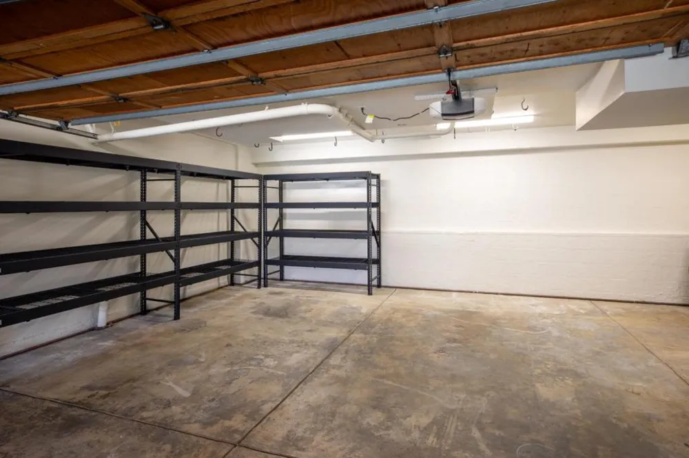 2379 Lyall Way Belmont, CA 94002