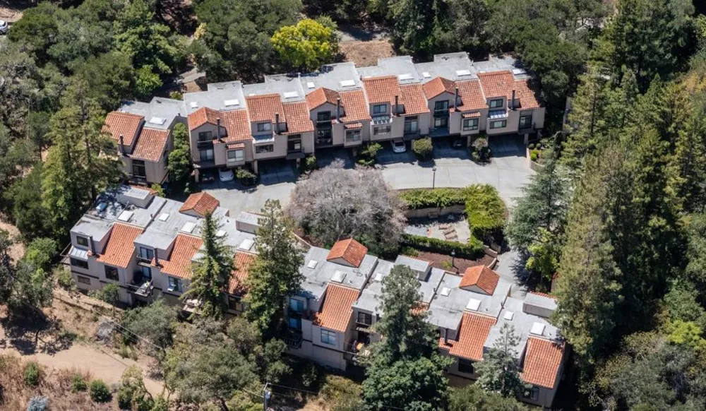 2379 Lyall Way Belmont, CA 94002