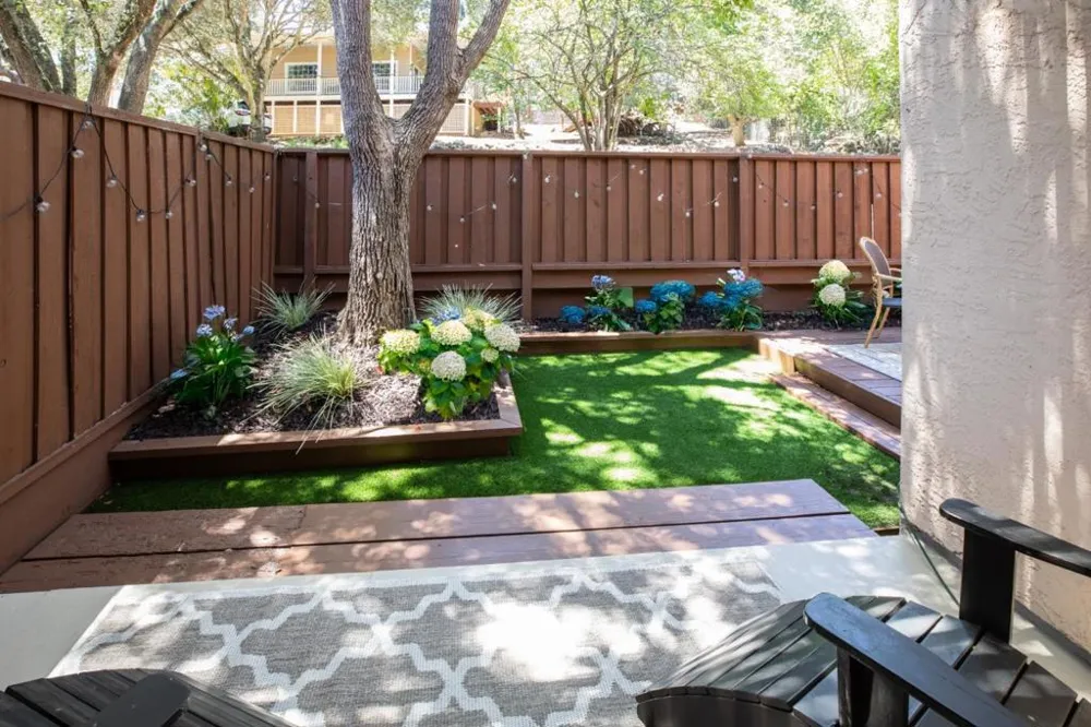 2379 Lyall Way Belmont, CA 94002