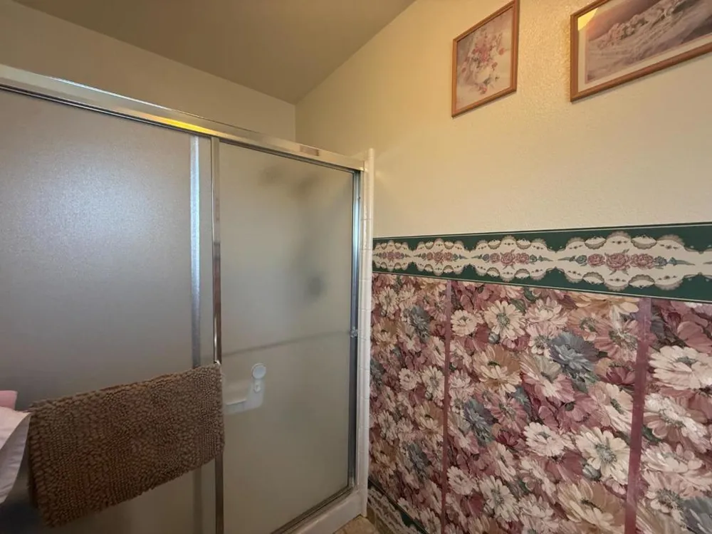 46085 Pine Meadow Drive King City, CA 93930