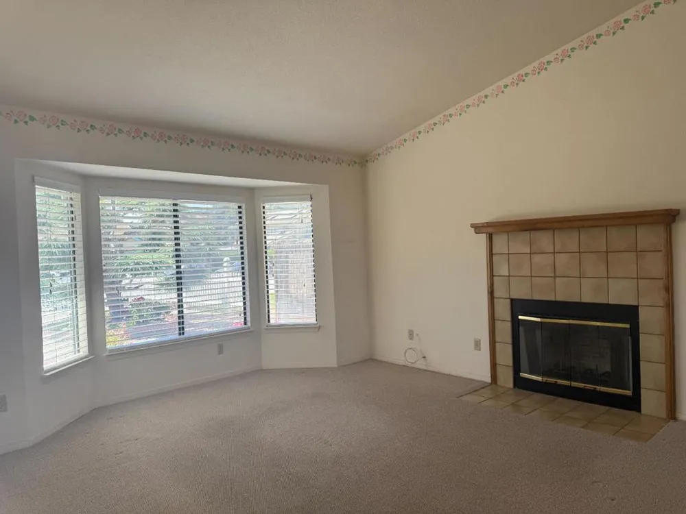 46085 Pine Meadow Drive King City, CA 93930