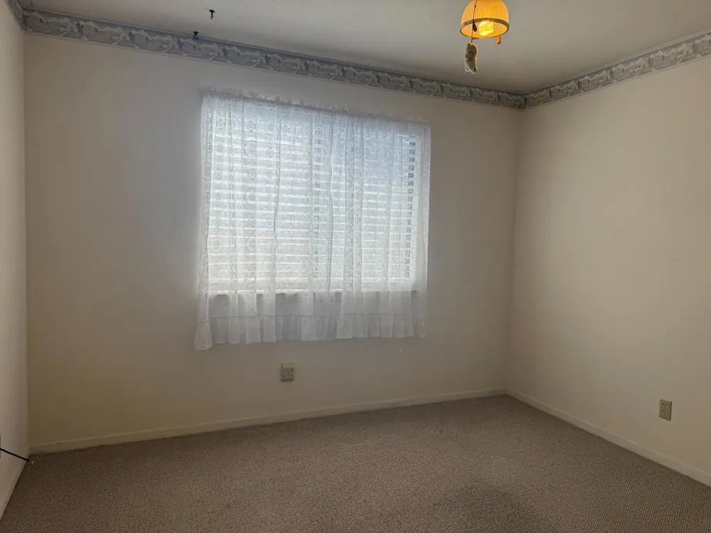 46085 Pine Meadow Drive King City, CA 93930