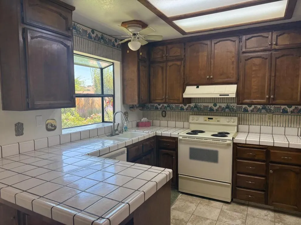 46085 Pine Meadow Drive King City, CA 93930
