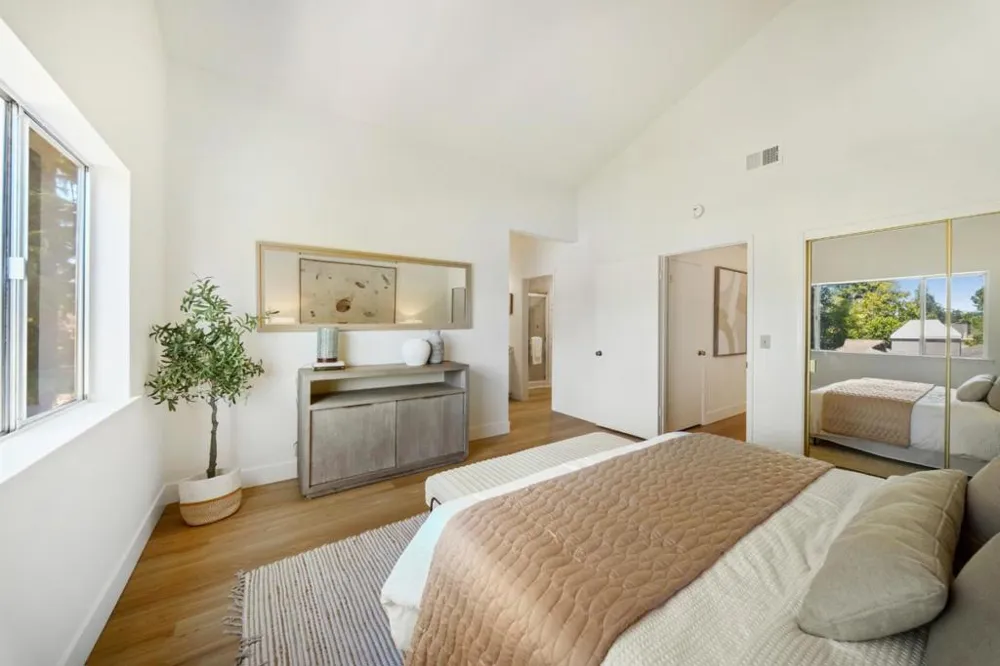 15055 Blossom Hill Road Los Gatos, CA 95032