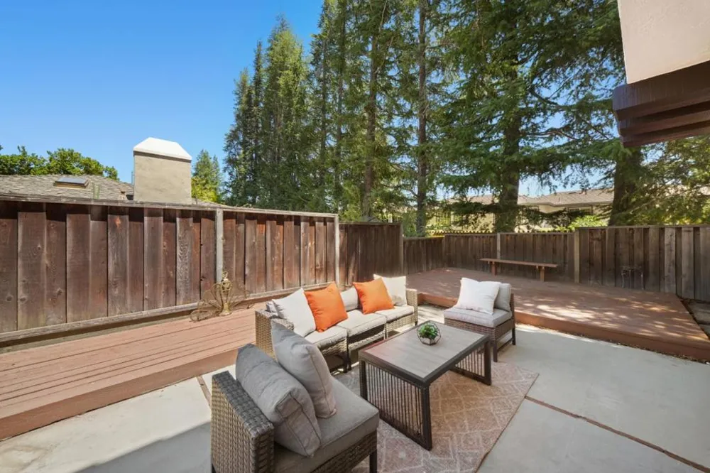 15055 Blossom Hill Road Los Gatos, CA 95032