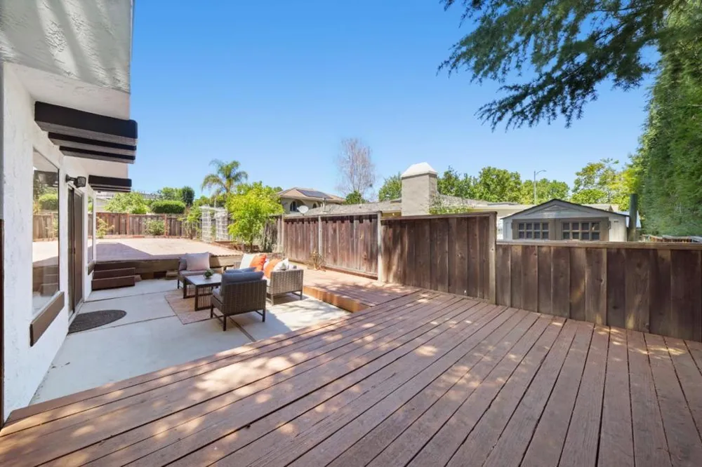 15055 Blossom Hill Road Los Gatos, CA 95032