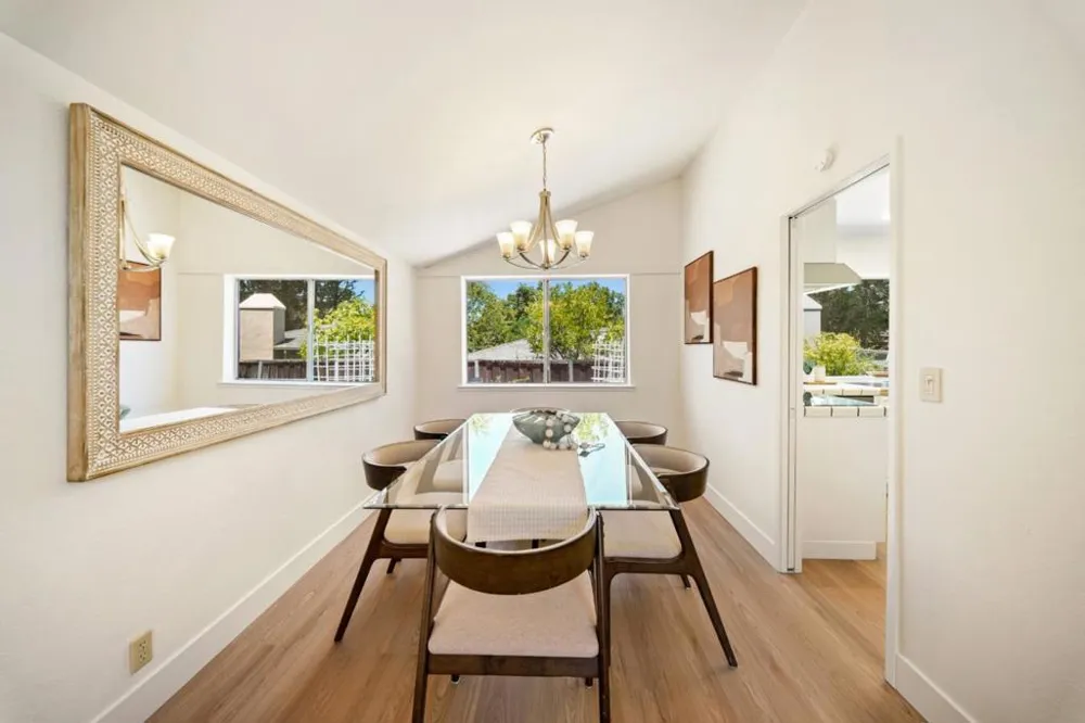 15055 Blossom Hill Road Los Gatos, CA 95032