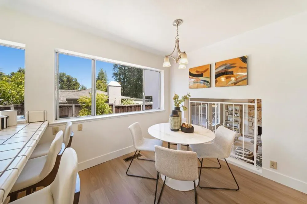 15055 Blossom Hill Road Los Gatos, CA 95032
