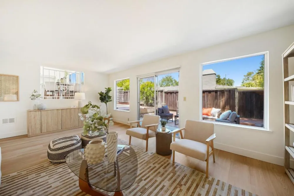 15055 Blossom Hill Road Los Gatos, CA 95032