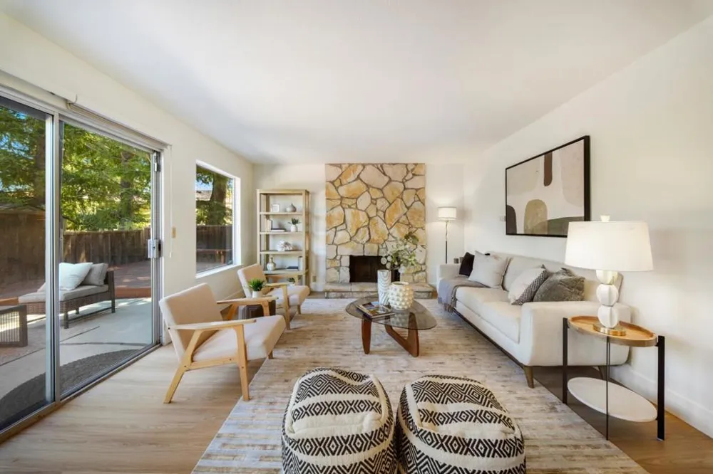 15055 Blossom Hill Road Los Gatos, CA 95032