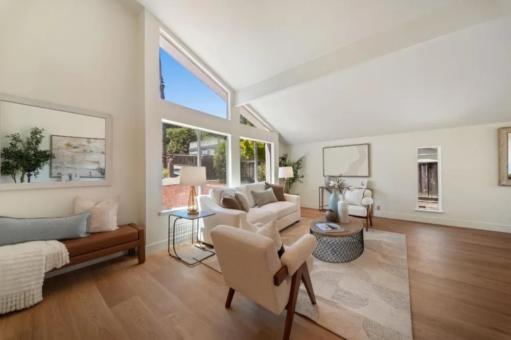 15055 Blossom Hill Road Los Gatos, CA 95032