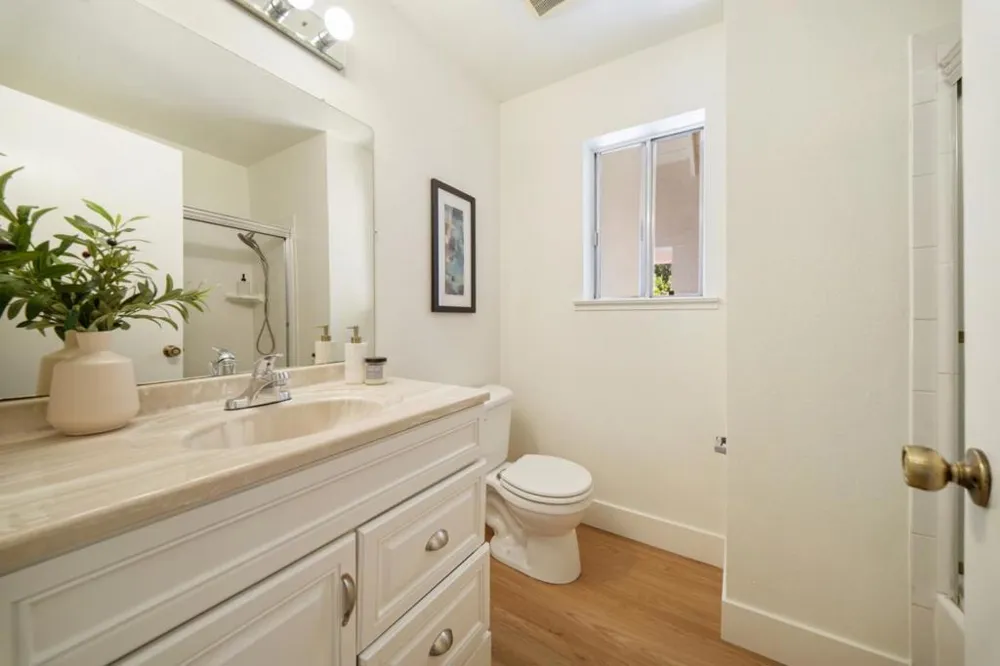 15055 Blossom Hill Road Los Gatos, CA 95032