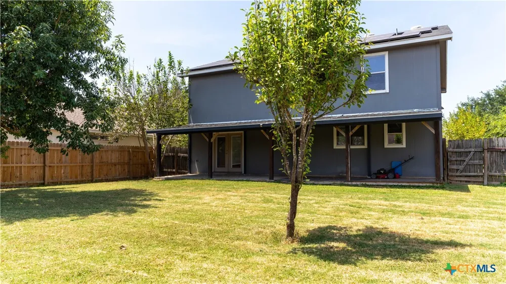 2209 Canvas Back Drive Taylor, TX 76574