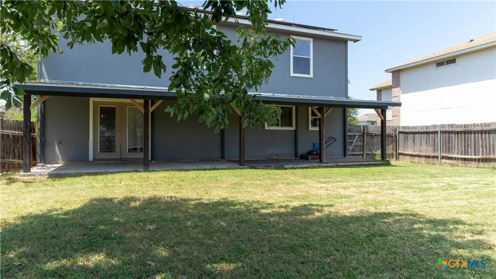 2209 Canvas Back Drive Taylor, TX 76574