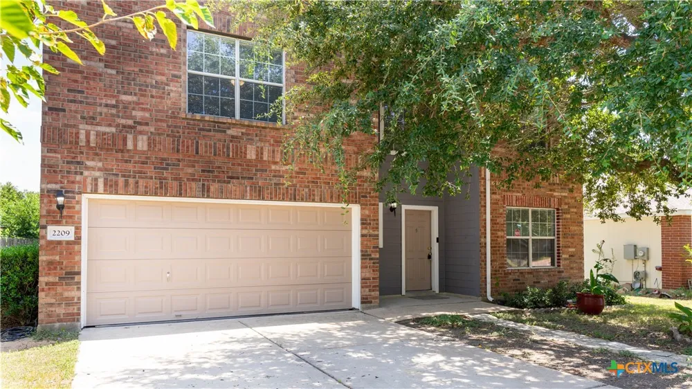 2209 Canvas Back Drive Taylor, TX 76574