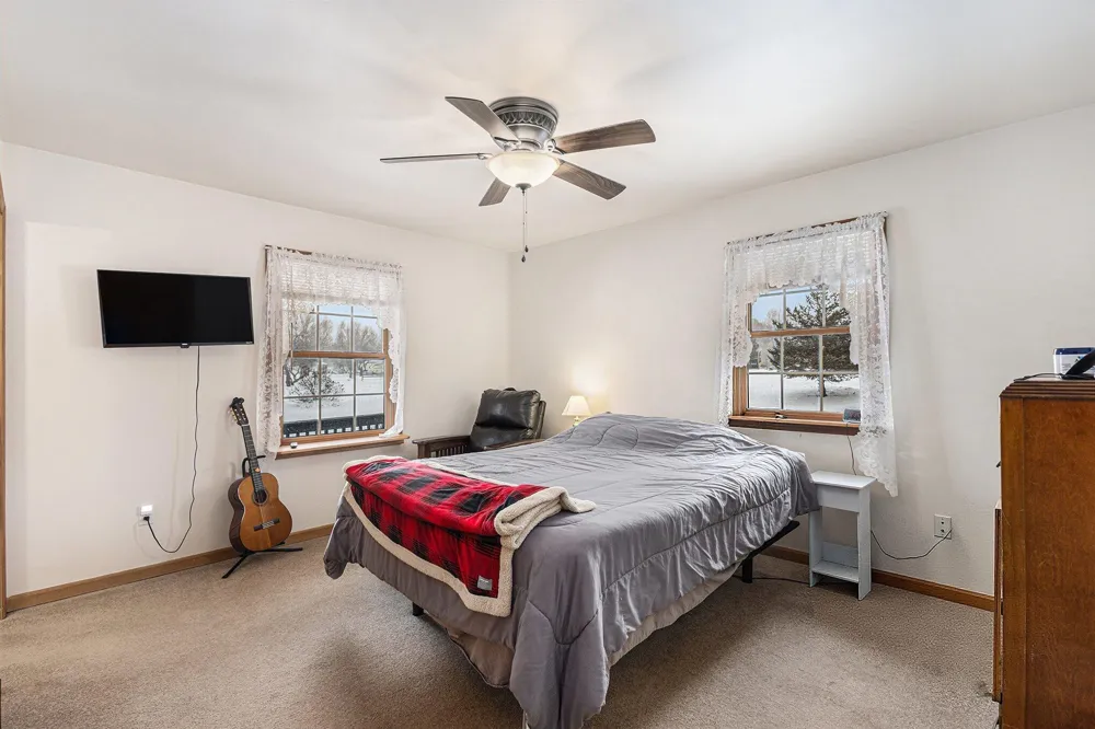 4935 W Deren Road Ludington, MI 49431