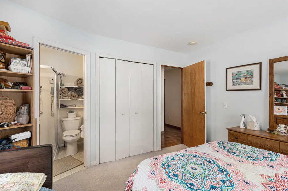 4935 W Deren Road Ludington, MI 49431