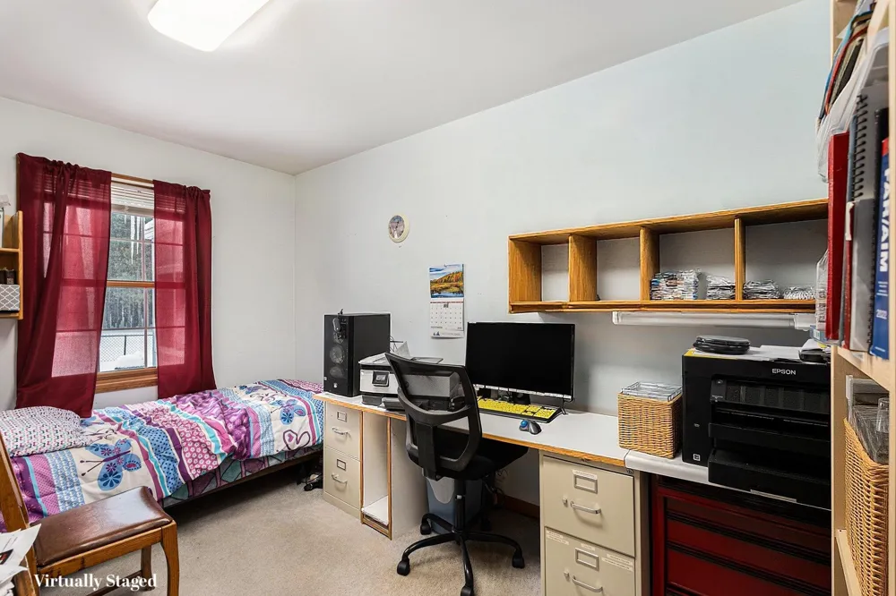 4935 W Deren Road Ludington, MI 49431