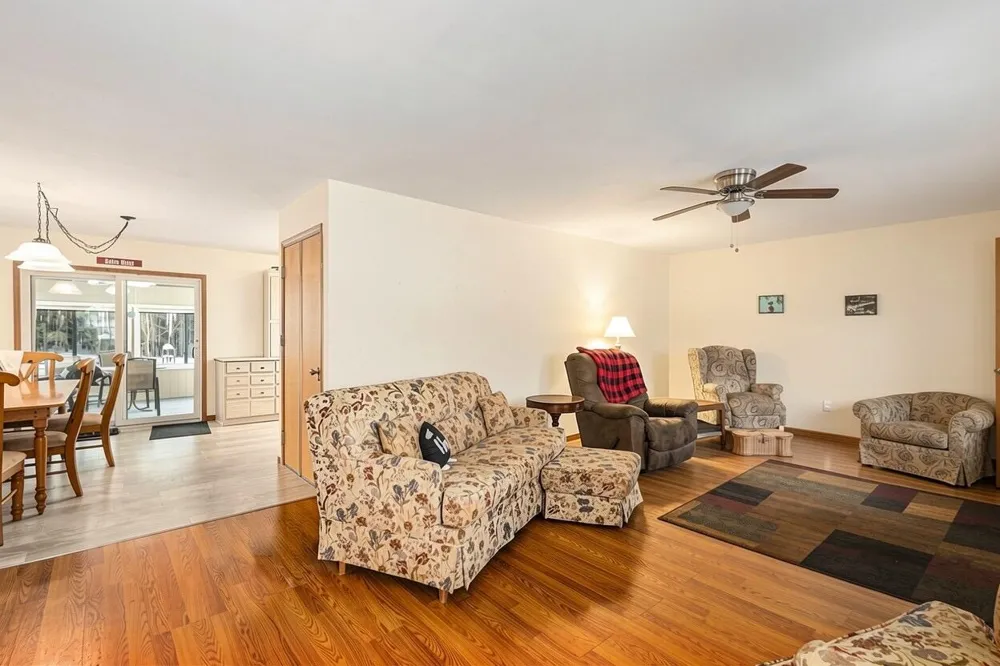 4935 W Deren Road Ludington, MI 49431
