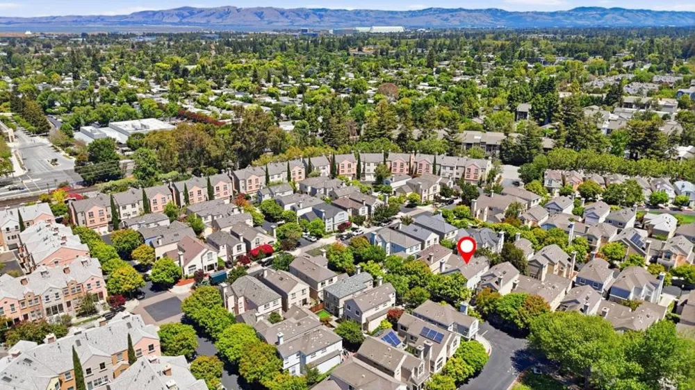113 Beacon Street Mountain View, CA 94040