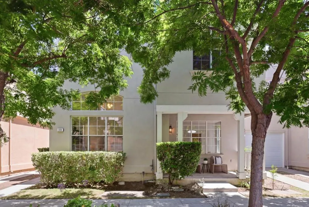 113 Beacon Street Mountain View, CA 94040
