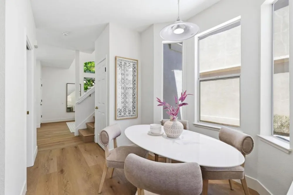 113 Beacon Street Mountain View, CA 94040