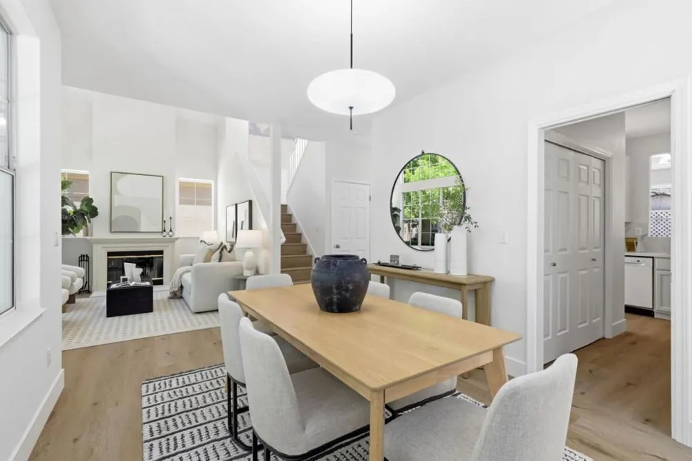 113 Beacon Street Mountain View, CA 94040