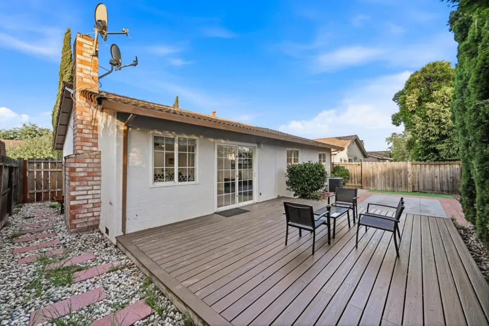8398 Cypress Court Dublin, CA 94568