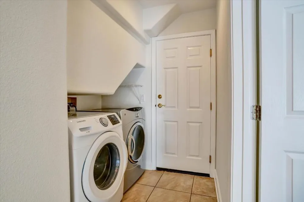 898 Revelation Place Milpitas, CA 95035
