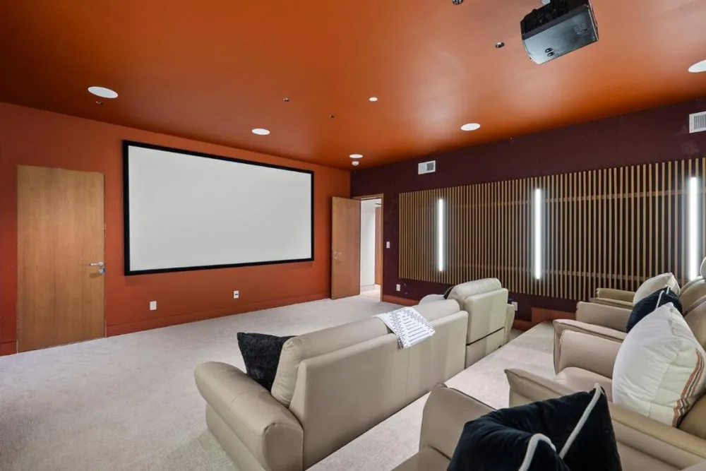 618 Tennyson Avenue Palo Alto, CA 94301