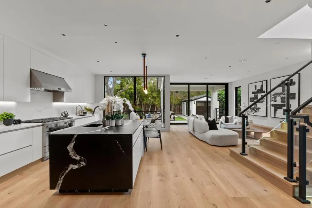 618 Tennyson Avenue Palo Alto, CA 94301