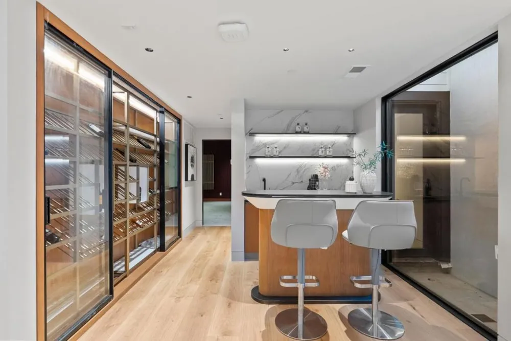 618 Tennyson Avenue Palo Alto, CA 94301
