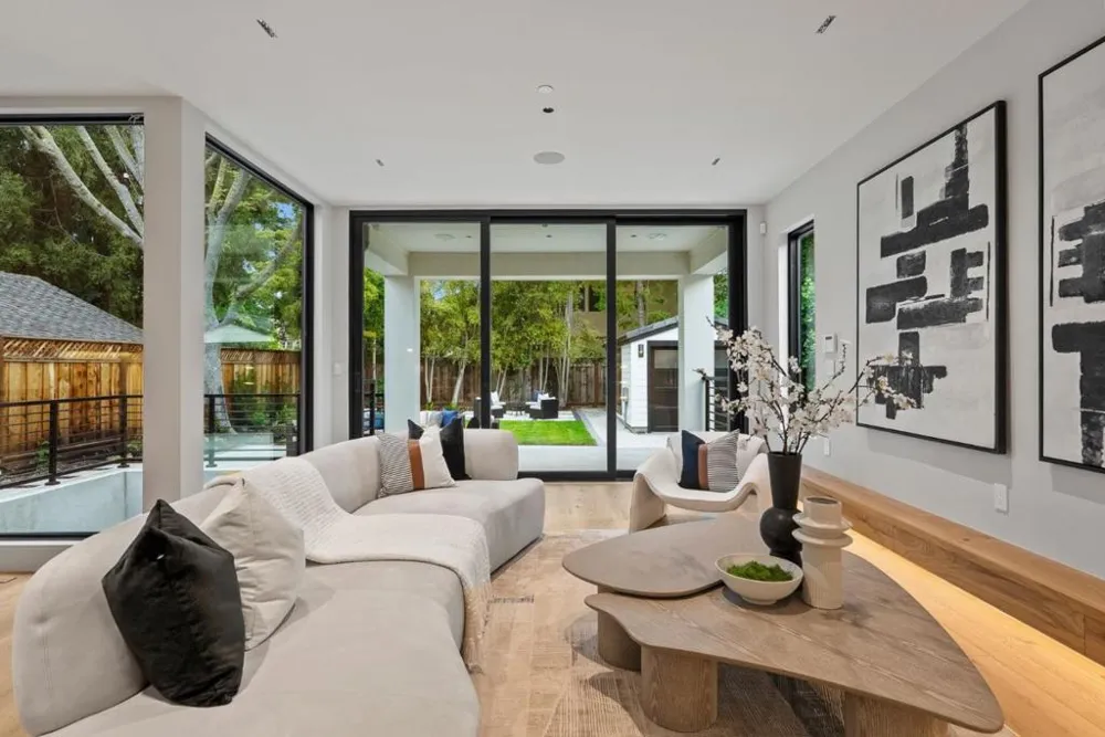 618 Tennyson Avenue Palo Alto, CA 94301