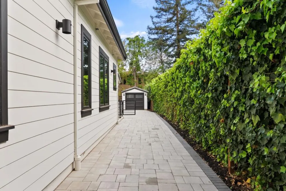 618 Tennyson Avenue Palo Alto, CA 94301