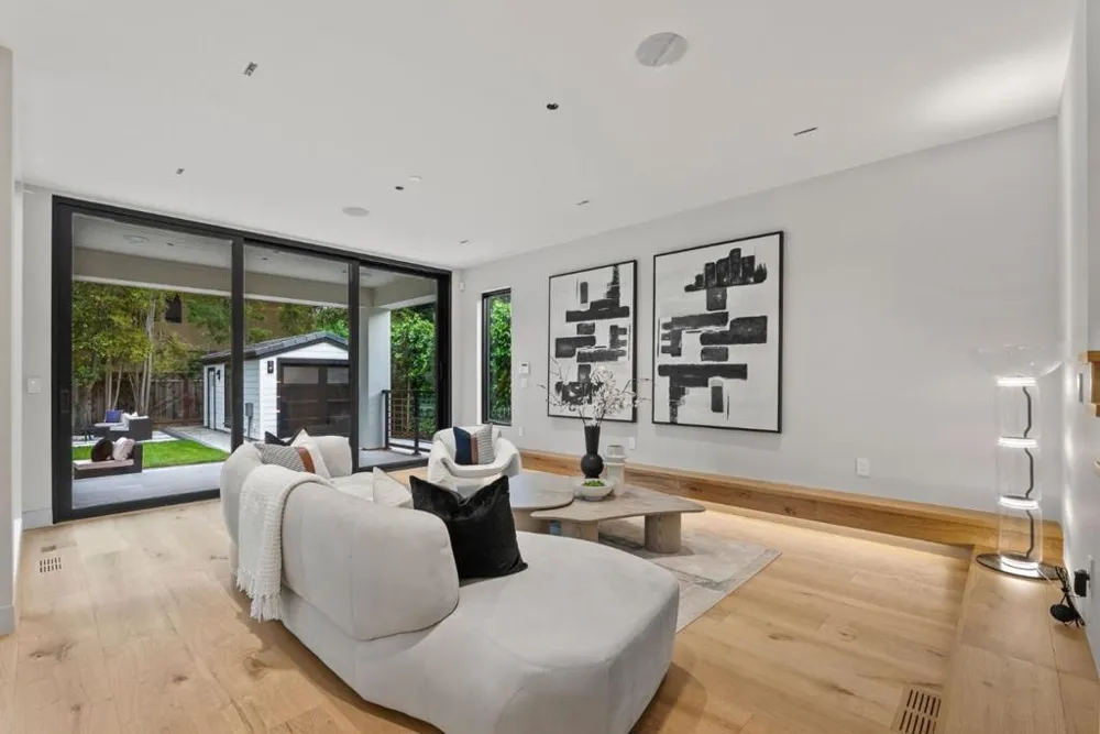 618 Tennyson Avenue Palo Alto, CA 94301