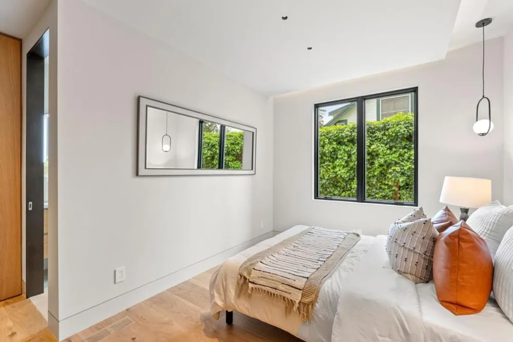 618 Tennyson Avenue Palo Alto, CA 94301