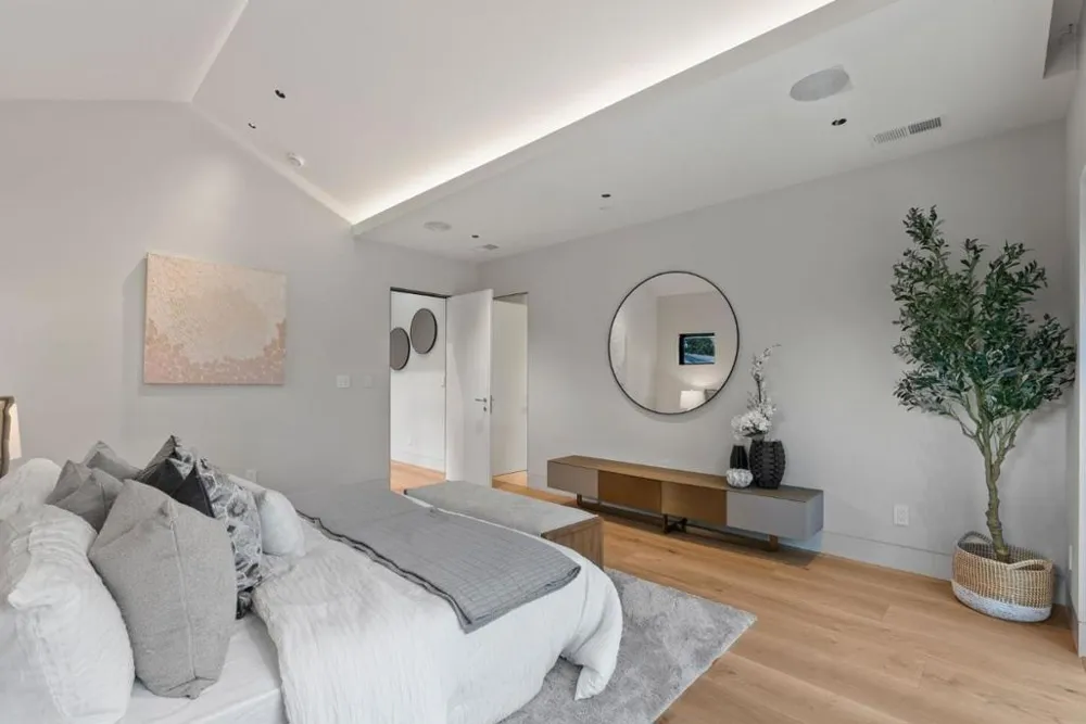 618 Tennyson Avenue Palo Alto, CA 94301