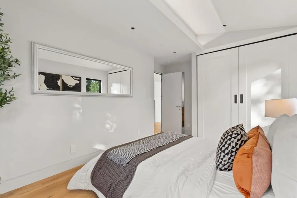 618 Tennyson Avenue Palo Alto, CA 94301