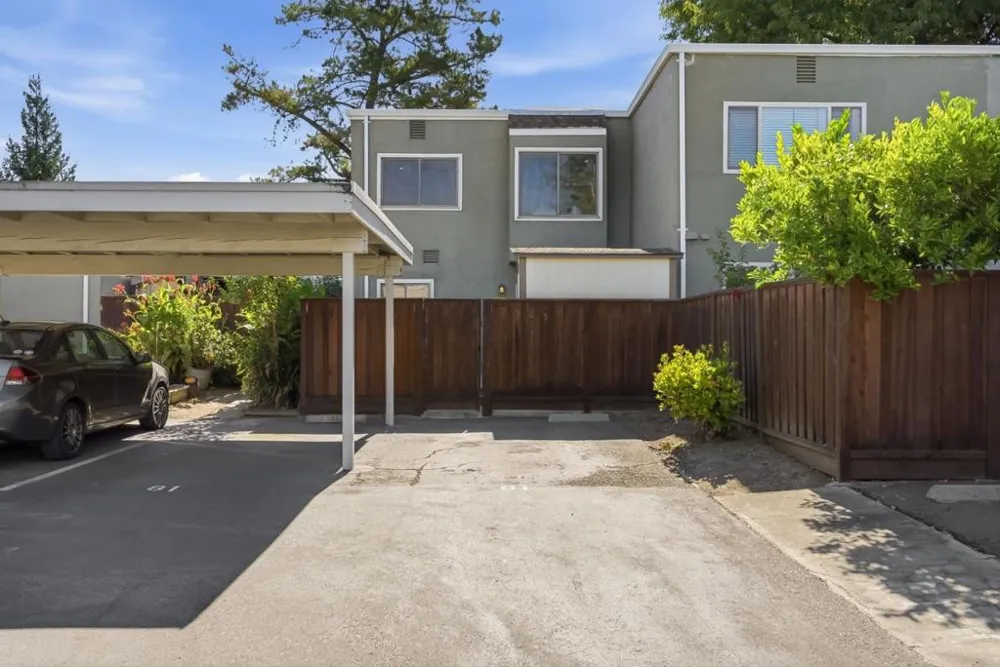 2505 Olivegate Lane San Jose, CA 95136
