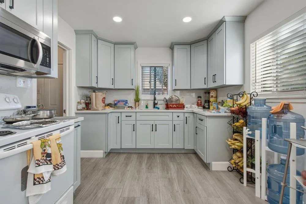 311 Santa Ana Road Hollister, CA 95023